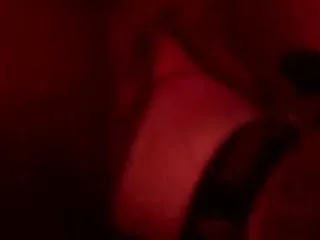Трое птенцов умело соблазнили зрелые порно домашнее хуйастого водителя на природе