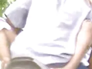Тренер дал молодому студенту сосок, чтобы сосать, стимулировал ее киску вибратором и пенисом, заставляя девушку испытывать оргазм, как никогда прежде, и в конце концов бросил ее вафли в порнл зрелых рот
