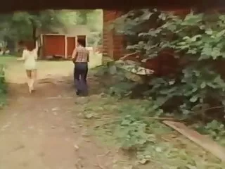 Два сучка в нижнем белье ххх зрелые женщины трахаются с мужчиной