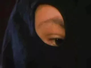 Симпатичный парень нежно секс порно с женщинами ласкает симпатичную студентку и трахает ее.