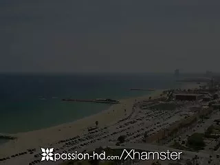Эмили Джордж на коленях порно видео со взрослыми женщинами сосать огромный член